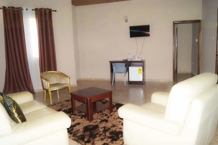Deon Hotel