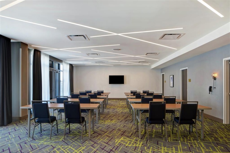 Home2 Suites by Hilton Charlotte Uptown photo 8
