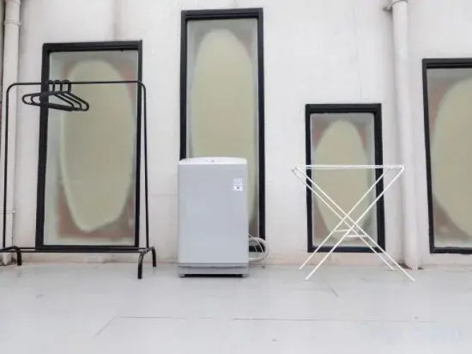 Orange white Vacation Homestay