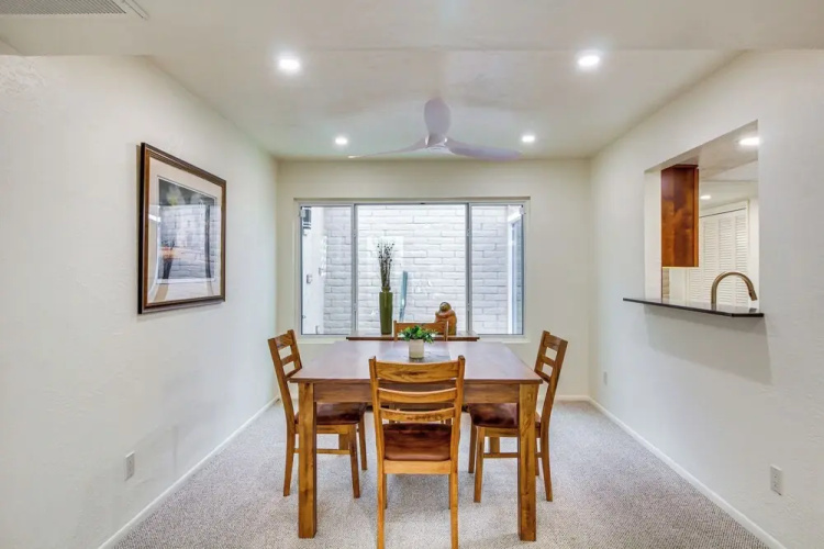 Tucson Townhome w/ Mountain View, Pool Access!