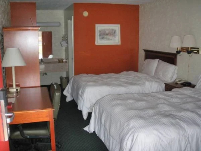 Applegate Inn