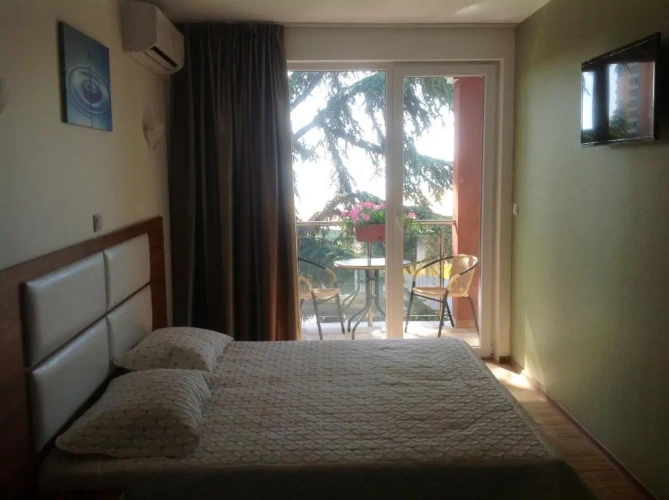 2 Bedrooms Suite with balcony and with sea view