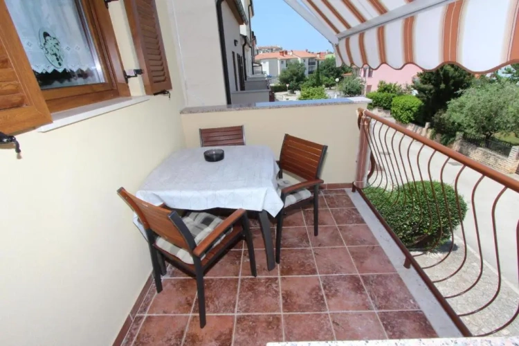 1 Bedroom Apartment with balcony