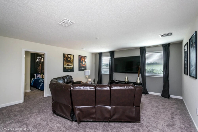 1684 Moonvalley Drive