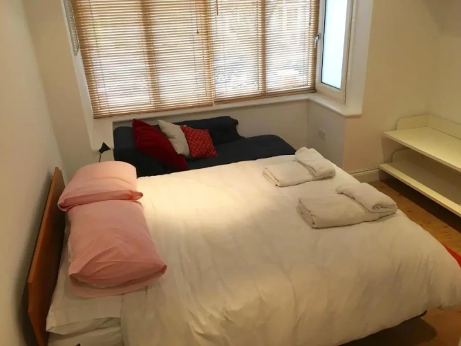2 Bedrooms Apartment