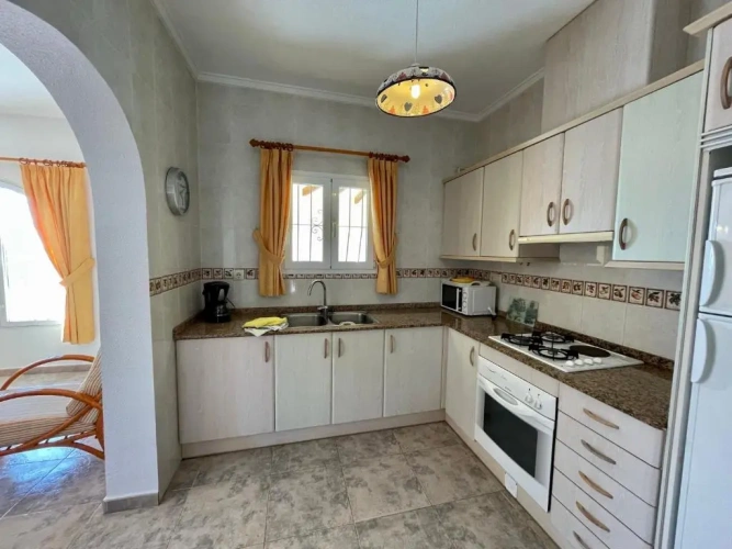 2 Bedrooms Villa