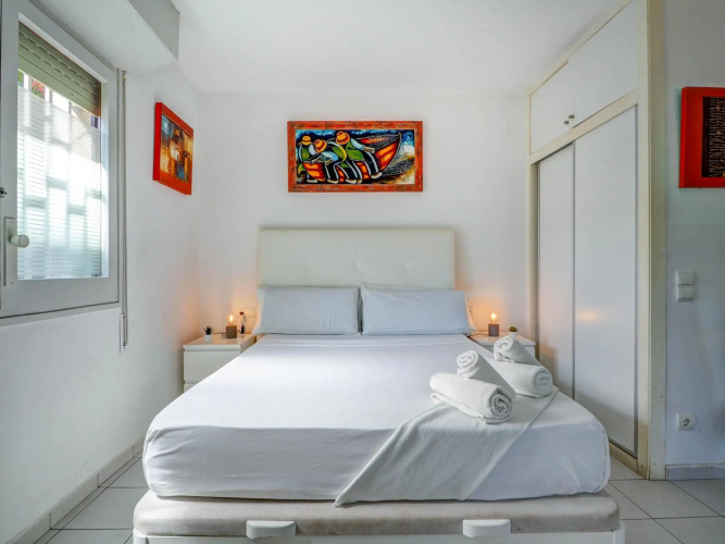 Los Globos Beach Studio by Hello Homes Sitges