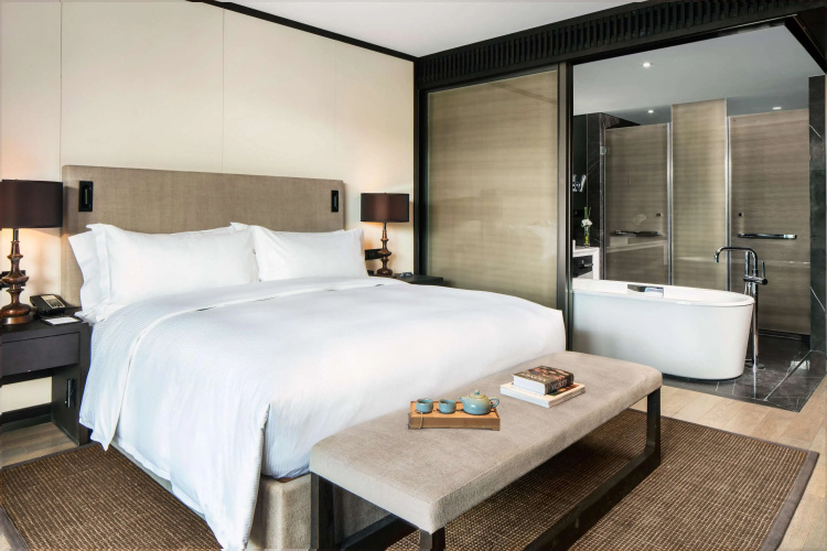 Hilton Ningbo Dongqian Lake