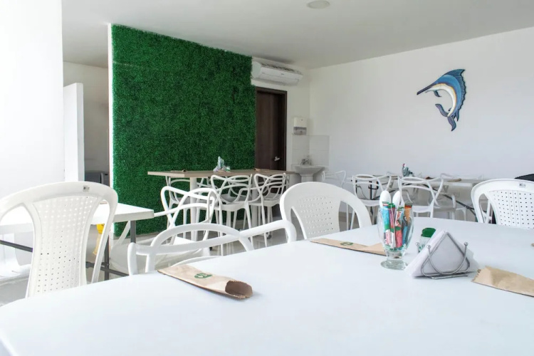 Hotel Aguamarina