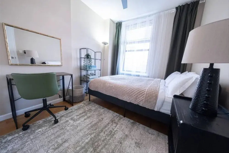 3 Bedroom Apartment Located In Manhattan