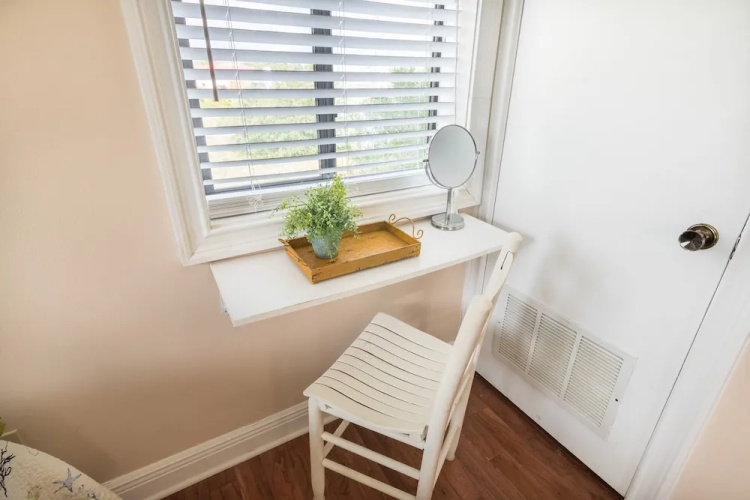 Holiday Hideaway condo