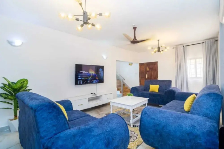 Lux Suites Nyali Holiday Villa