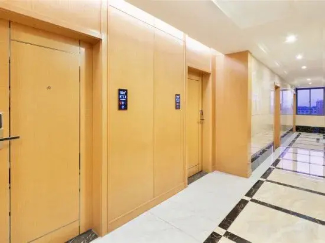 Polaris International Hotel