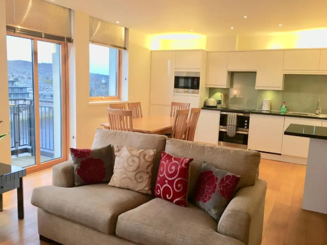 301 Riverview Apartment