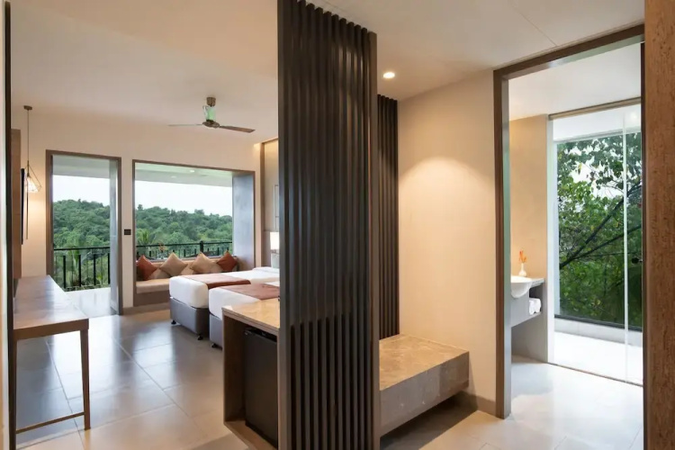 Amoravida By 7 Apple Resorts