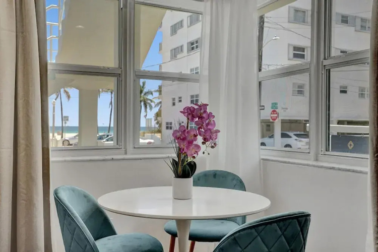 Marine Villas 1 in Hollywood