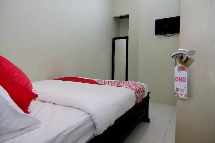 Abz Guest House by OYO Rooms
