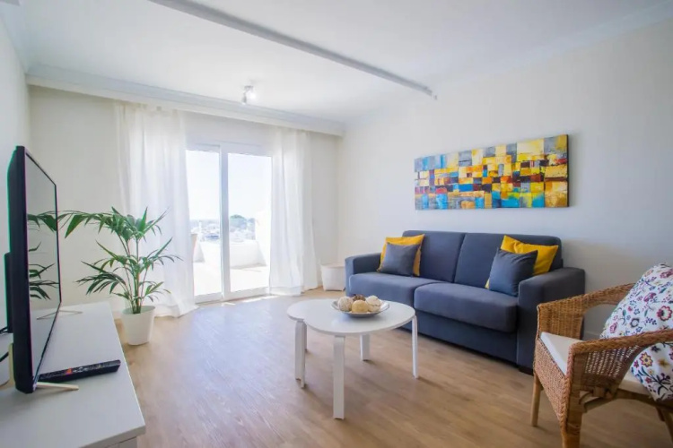 Flower Beach Suite 26