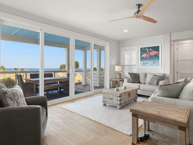 5 Bedrooms Cottage