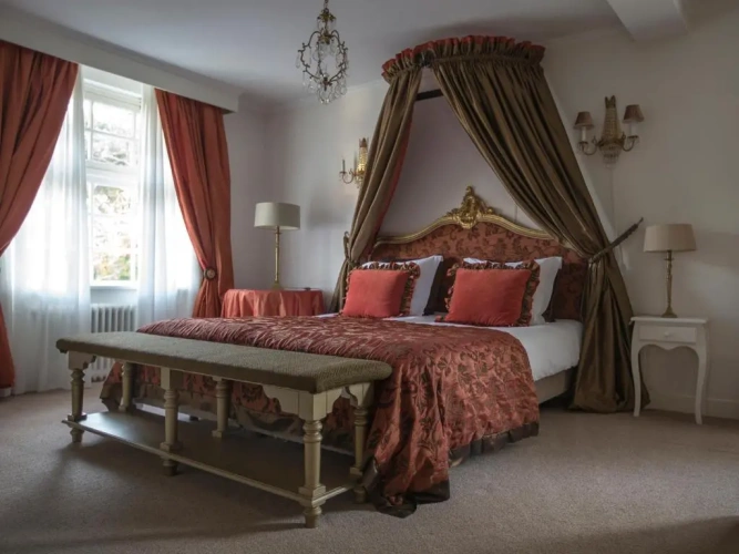 Suite with balcony and with view