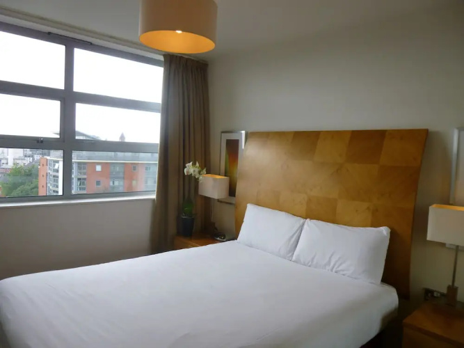PREMIER SUITES Nottingham