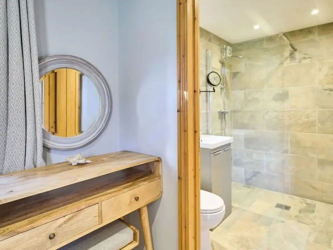 Host Stay Orchard Barn