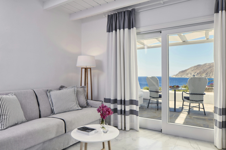 Archipelagos Hotel