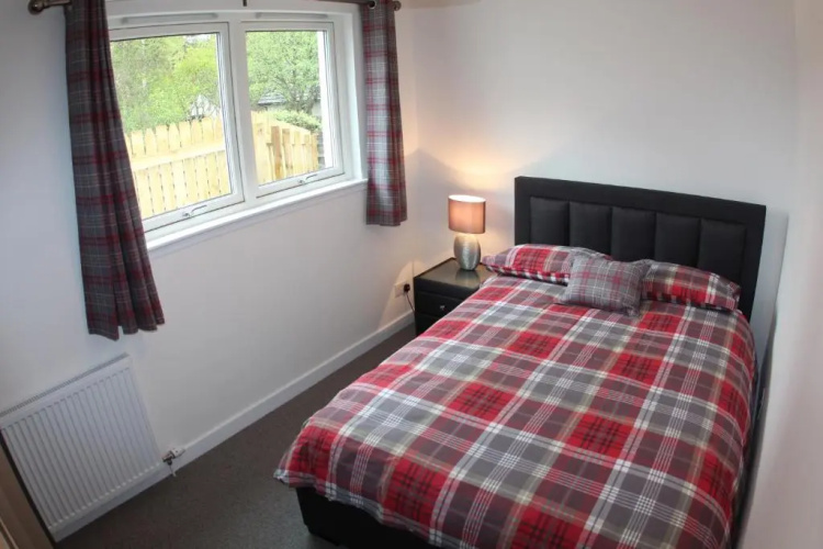 2 Dellmhor Cottages