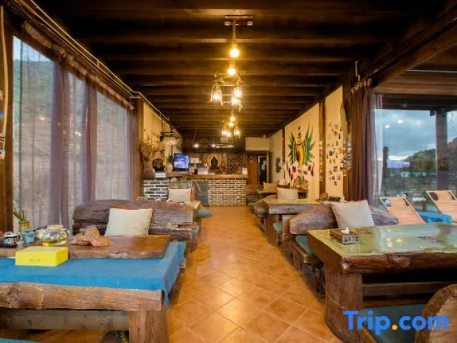 Theme Lovertree Holiday House