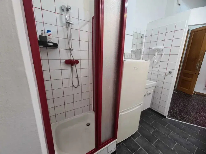 Chic 2BR Apt Downtown Long Stay