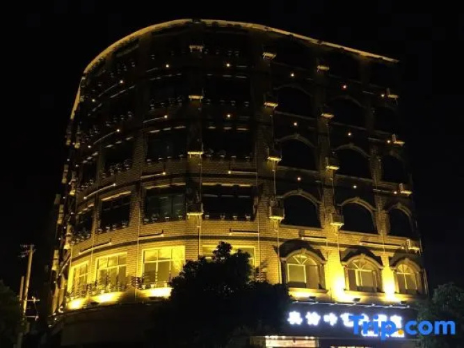 Oscar Art Hotel