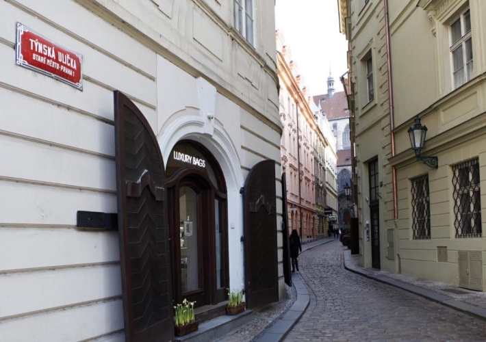1 Bedroom Duplex Apartment