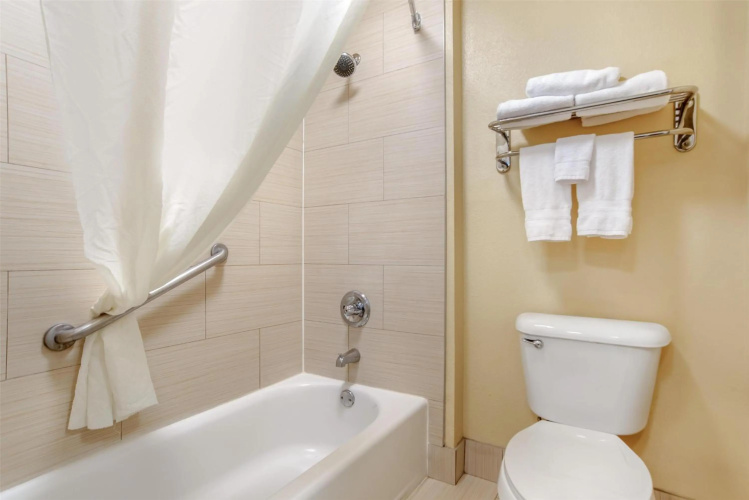 Best Western Plus Bessemer Hotel & Suites photo 33