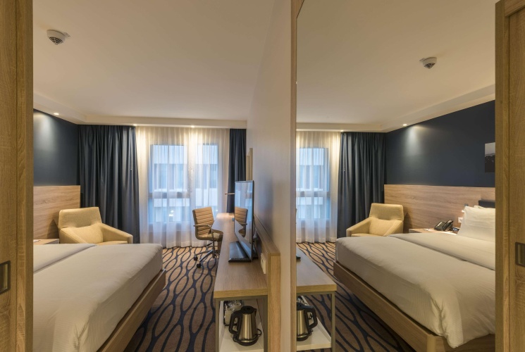 Hampton by Hilton Frankfurt Airport photo 11