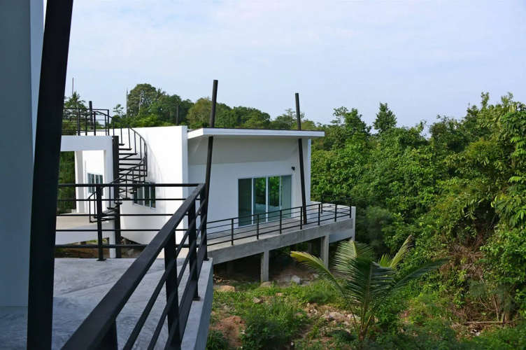 Villa Jungle Livin by Design Square