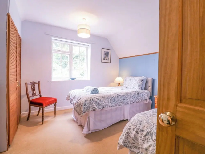 White House Cottage