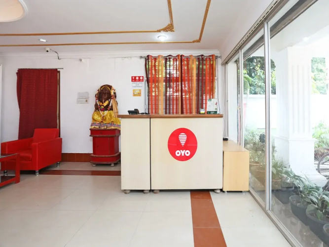 OYO 9547 Hotel Atmaram Lodging