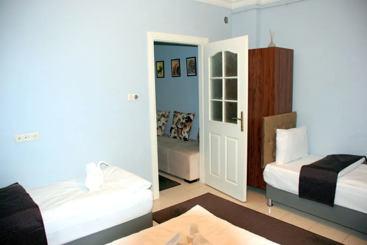 Amaros Apartments