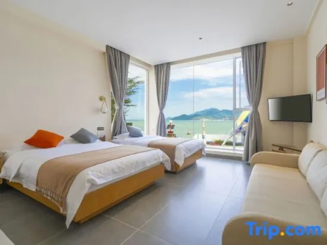 Standard Twin Family room