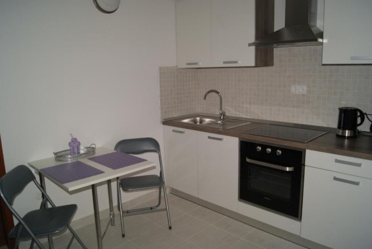 1 Bedroom Apartment with balcony and with view