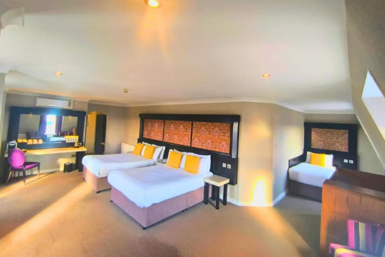 Flannery's Hotel Galway