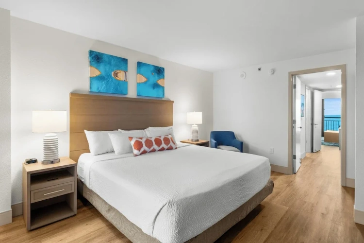 1 Bedroom Deluxe Suite oceanfront