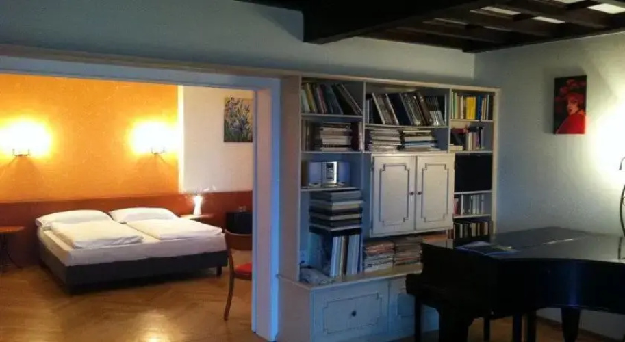Giuliano Suites