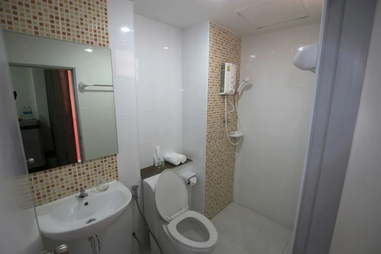 Toptel Ratchada 5 Apartment