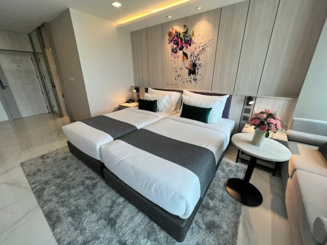 ARNI Skye Hotel