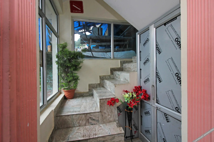 OYO 4205 Hotel Anuj Regency