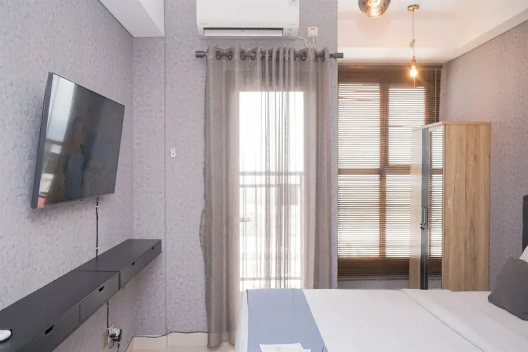 Cozy Studio Apartment At Transpark Bintaro