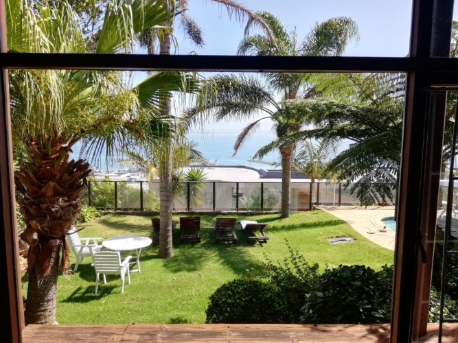 Standard Twin room with view