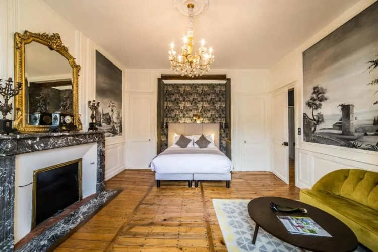 Deluxe Suite