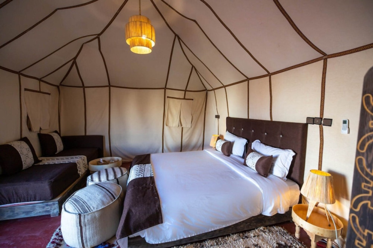 Merzouga  Aicha Luxury Camp